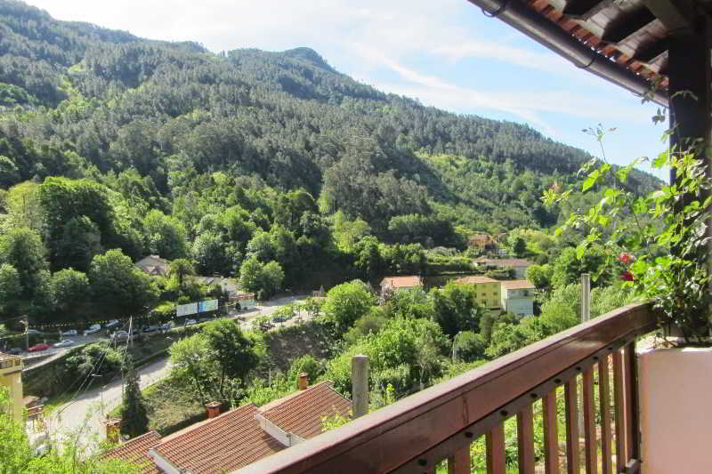 Hostel Geres Порто Екстериор снимка