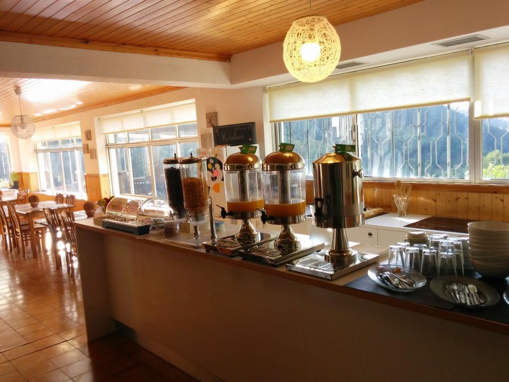 Hostel Geres Порто Екстериор снимка