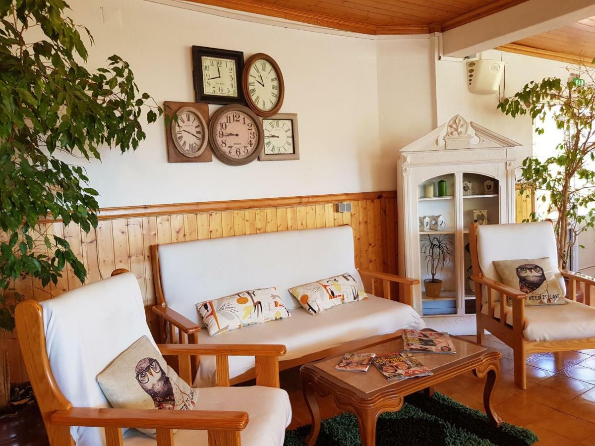 Hostel Geres Порто Екстериор снимка